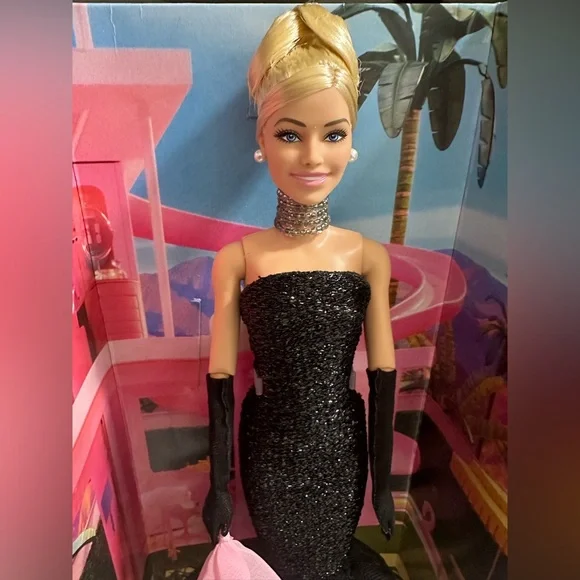💎 BARBIE THE MOVIE DOLL COLLECTION LOT OF 3 ICONIC DRESS MARGOT ROBBIE 👛💅🏻🎀 - Picture 4 of 11